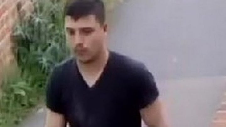 Un agresor sexual originar din raionul Cahul, arestat de poliţia britanică, după ce a fost filmat de o victimă