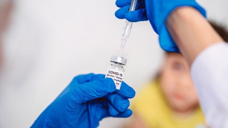 România donează încă 132 de mii de doze de vaccin împotriva COVID-19