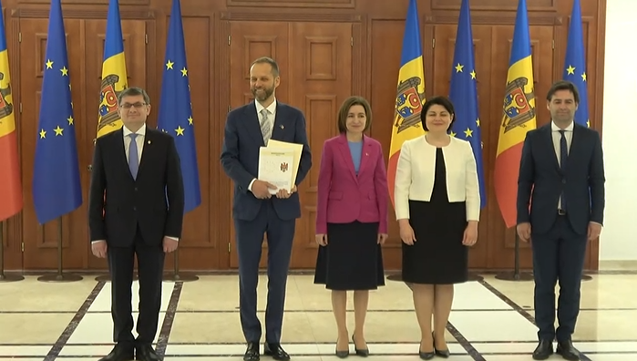 Moldova a transmis chestionarul de aderare la Uniunea Europeană