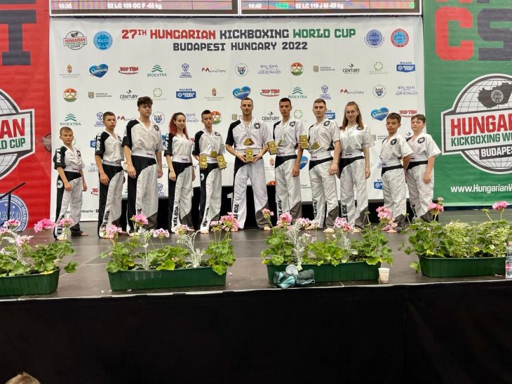 5 sportivi ai clubul RIBAKOV TEAM din Cahul au cucerit CUPA MONDIALĂ la KICKBOXING desfășurată în Budapesta