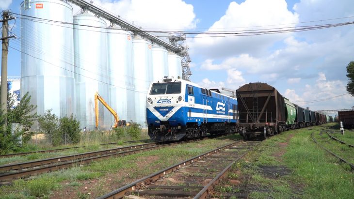 FOTO// Tronsonul de cale ferată ”Tighina – Basarabeasca – Giurgiulești” – în plin proces de reabilitare