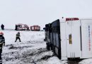 Un autocar din Moldova s-a răsturnat pe o șosea din Galați