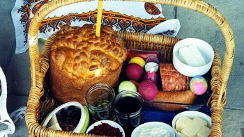 Ce produse ar trebui să le punem în Coșul de Paști, potrivit tradițiilor
