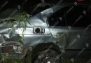 Accident grav la Comrat. Un șofer a murit, după ce a a zburat cu BMW-ul de pe traseu și s-a răsturnat de mai multe ori