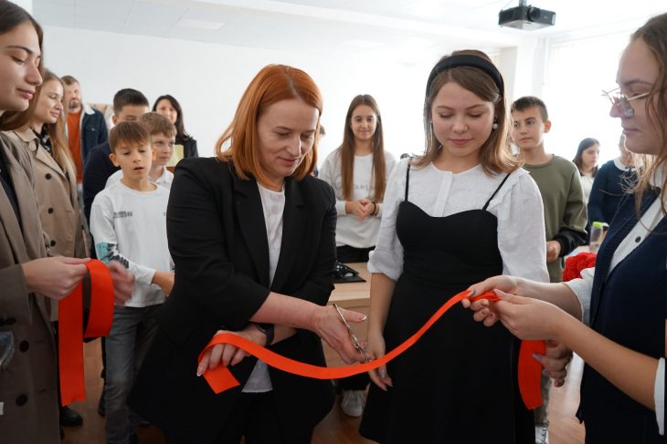 Bugetarea participativă la L.T. Ion Creangă: Au fost inaugurate două zone de relaxare pentru elevi