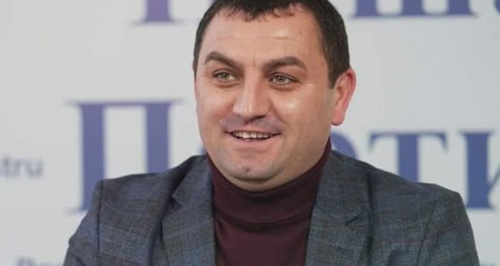 Sergiu Rența le propune fracțiunii PSRM din Consiliul Raional Cahul să lase carnetele de membri în urma declarației făcute de Dodon