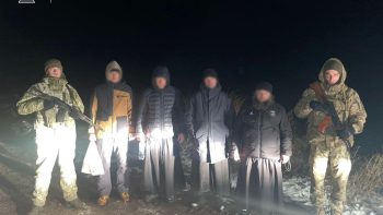 Patru „preoți” ucraineni au fost reținuți în timp ce încercau să ajungă ilegal în R. Moldova