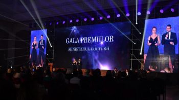 Premii și titluri onorifice pentru oamenii de cultură din Moldova