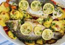 Pește la cuptor cu legume și sos de lămâie