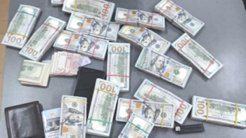 Patru cetățeni au ascuns 180 000 $ sub centură și în buzunare. Reținuți într-un dosar de contrabandă la PV Vulcănești | VIDEO