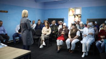 Irina Vlah a vizitat fabrica Cahulpan. ”Mulțumim conducerii și colectivului pentru primirea călduroasă”