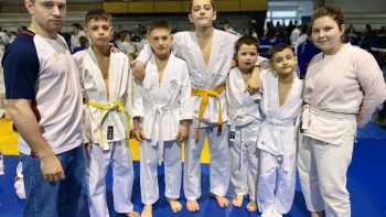 Sportivii de Judo din Cahul au cucerit 5 medalii la Turneul Internațional „Cupa Judo Bucovina” | FOTO