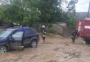 Satul Văleni inundat după ploile torențiale. A fost nevoie de intervenția salvatorilor | VIDEO