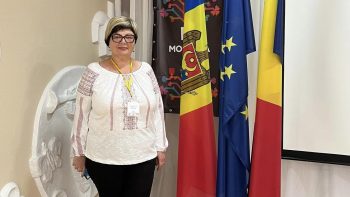 Angela Bogos: „Cetățenii moldoveni trebuie să asigure o prezență masivă la referendum, pentru a scoate toate semnele de îndoială încotro mergem”