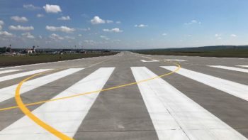 Pista principală a Aeroportului Internațional Chișinău, redeschisă după 2 luni de reparație