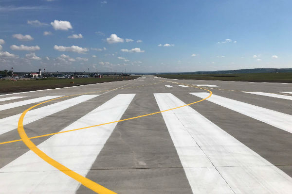 Pista principală a Aeroportului Internațional Chișinău, redeschisă după 2 luni de reparație