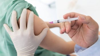 ANSP recomandă părinților să-și vaccineze copiii contra rujeolei pentru a-i proteja de îmbolnăviri