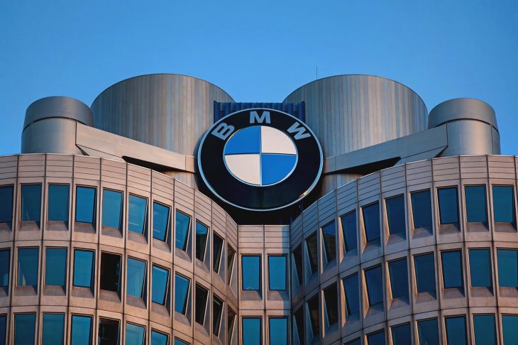 Probleme la compania BMW? Producătorul a rechemat în service 1,5 milioane de mașini