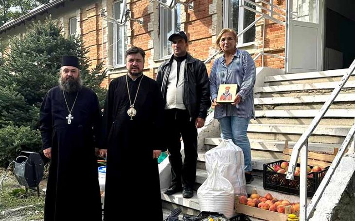 Episcop Veniamin a vizitat azilul de bătrâni din Alexandru Ioan Cuza | FOTO