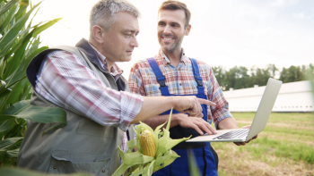 Fermierii, obligați să fie membri ai Asociațiilor de profil pentru a obține subvenții agricole